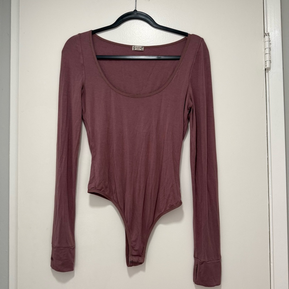 Free People Long Sleeve Scoop Bodysuit - Dusty Mauve